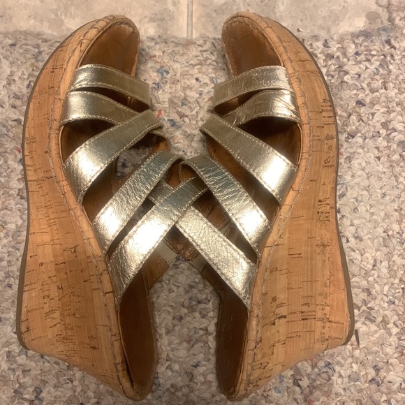 Born Gold Strappy heels - Picture 5 of 8